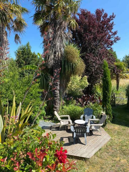 Ballade A Pied De La Ria - Nice Walk From The Door 贝尔兹 外观 照片